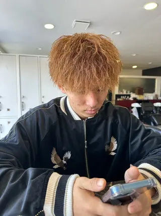 ショート カラー パーマ メンズ 平賀 大陽のヘアスタイル