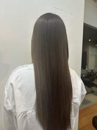 岩下 侑里のヘアスタイル