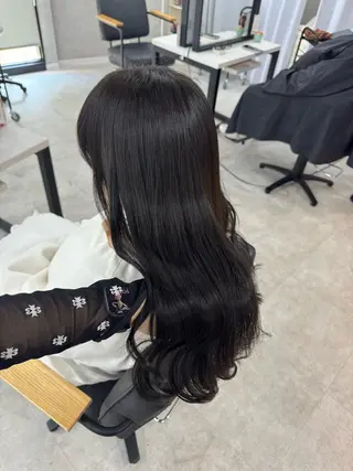 ロング カラー 赤み無し柔らかカラー 【梅田】madokaのヘアスタイル