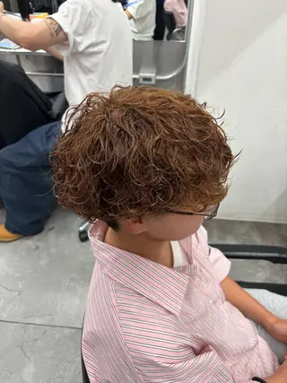 カラー パーマ メンズ メンズ特化✨️ 韓国風パーマ🔥一八のヘアスタイル