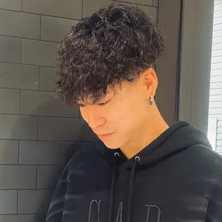 ショート パーマ メンズ メンズヘア特化 崎田 成人のヘアスタイル