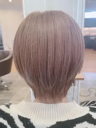 ショート カラー 開發 紗貴のヘアスタイル