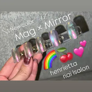 ネイル HENRIETTA NAILSALONのネイルデザイン