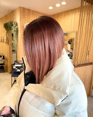 ミディアム ハイトーン belle ナホのヘアスタイル