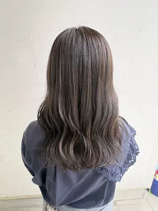 ロング 加藤 七夕奈のヘアスタイル