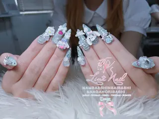 ミディアム Linanail Nambaのネイルデザイン