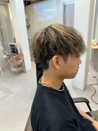 ミディアム カラー メンズ 似合う髪型見つけます AYAKAのヘアスタイル