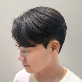 メンズ センターパート特化/ メンズカット/ヒロキのヘアスタイル