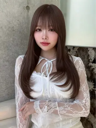 ロング 舟久保 七海のヘアスタイル