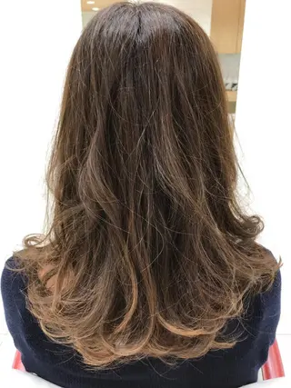 ロング N.取扱いサロン🌼 Airswarm小林のヘアスタイル