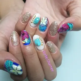 ネイル . MARINAのネイルデザイン
