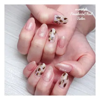 ミディアム ネイル 🐾enen style 🐾のネイルデザイン