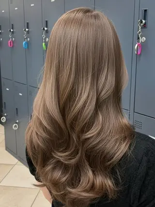 ロング カラー 🫧透明感カラー🫧 はるきのヘアスタイル