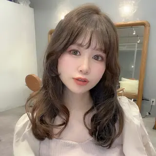 セミロング カラー ninaアイドル前髪 ×透明感🎀のヘアスタイル
