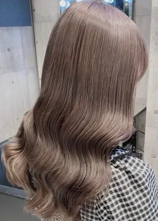 セミロング ワンズリー中明度 店舗公式のヘアスタイル