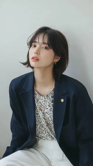 ショート 束感まつぱ🫧 なつき🫧のヘアスタイル