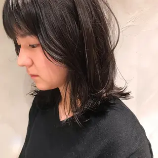 ミディアム 柔らかブラウン/顔周 りレイヤー♡ユウシのヘアスタイル