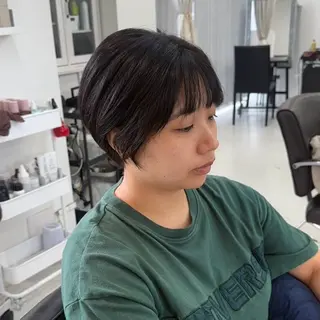 ショート 榎本 雪来のヘアスタイル