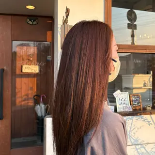 カラー aki .のヘアスタイル