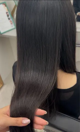 ロング ダブルカラー髪質改善 /Annaのヘアスタイル