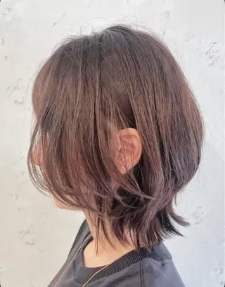ミディアム カラー 藤田 美香のヘアスタイル