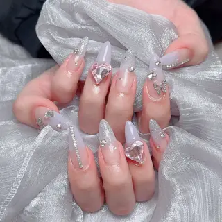 ネイル Maggie Nail🦩のネイルデザイン