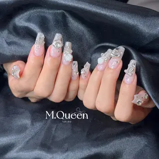 ネイル MQueen ネイルサロンマルのネイルデザイン