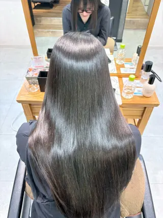 ロング カラーモデル募集 🤍momoha🤍のヘアスタイル