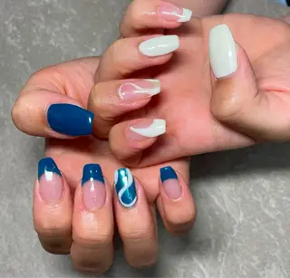 ネイル LAVISH nanamiのネイルデザイン