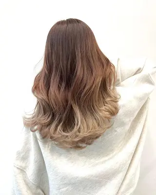 カラー 【公式】amble luxe池袋東口🩷のヘアスタイル
