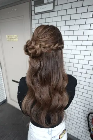 ヘアアレンジ 堀井 れいなのヘアスタイル