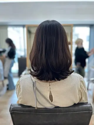 ミディアム カラー パーマ ヘアアレンジ メンズ キッズ ネイル マツエク・マツパ アイブロウ 似合せレイヤー/ 柔らか透明感カラーのヘアスタイル