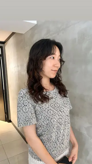 ロング パーマ タナカ カナ🫧のヘアスタイル