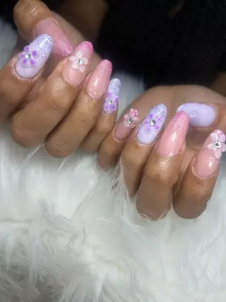 セミロング 古賀 はるみのネイルデザイン