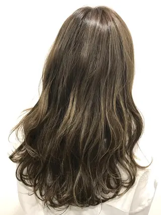 カラー 若杉 諒のヘアスタイル