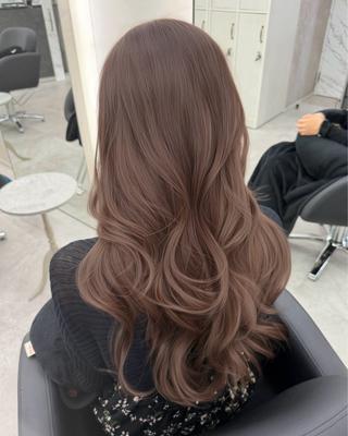 ロング カラー 田之上千尋/ブリーチ なし/レイヤーカットのヘアスタイル