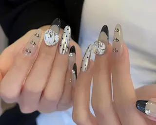 ネイル Pure&Rich Nailのネイルデザイン