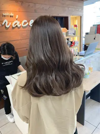ショート レイヤー/艶髪カラー 森本くるみのヘアスタイル