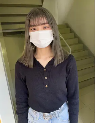 ミディアム カラー パーマ ヘアアレンジ デザインカラー/ボブ ブリーチカラー/ユリのヘアスタイル