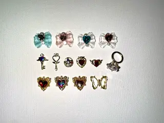 ネイル M Hのネイルデザイン
