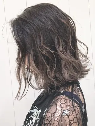 ミディアム カラー ヘアアレンジ ITbyALBUM 中野店のヘアスタイル