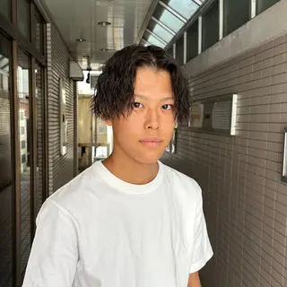ミディアム パーマ メンズ パーマ職人 渡邊　優雅のヘアスタイル