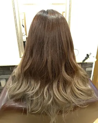 カラー cecilhair 博多 手島のヘアスタイル