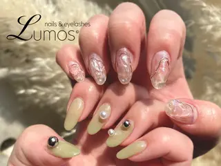 ネイル Lumos Asukaのネイルデザイン