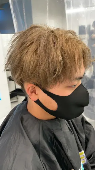 ミディアム カラー パーマ ヘアアレンジ メンズ キッズ メンズ特化美容師 aiの眉毛・アイブロウイメージ