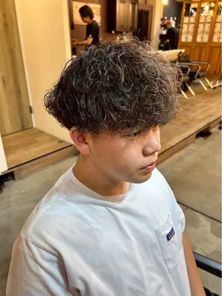 パーマ ツイスパ/シャドウ 新井のヘアスタイル