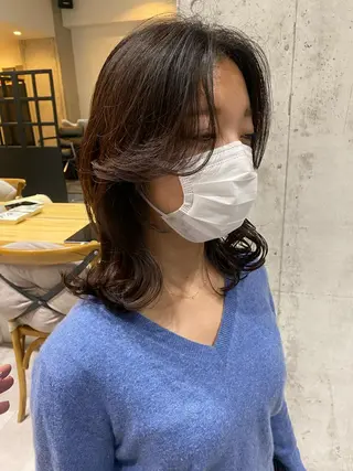 ミディアム カラー 似合う髪型見つけます AYAKAのヘアスタイル