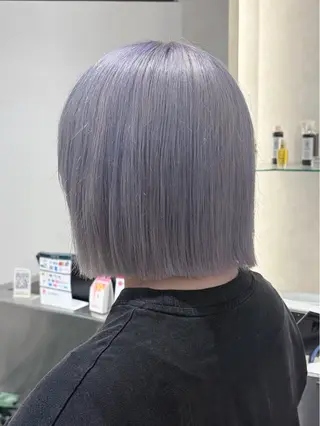 ミディアム ミルクティーカラー/ レイヤーカットAyaのヘアスタイル