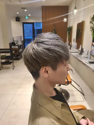 ショート カラー メンズ 中井 啓悟のヘアスタイル