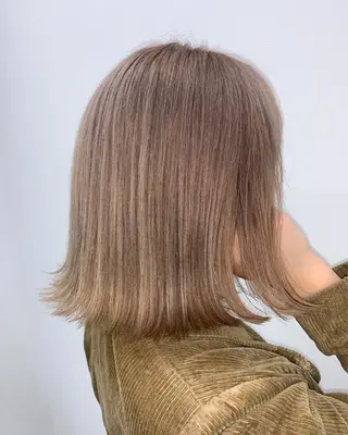 ミディアム 山田 絵里菜のヘアスタイル